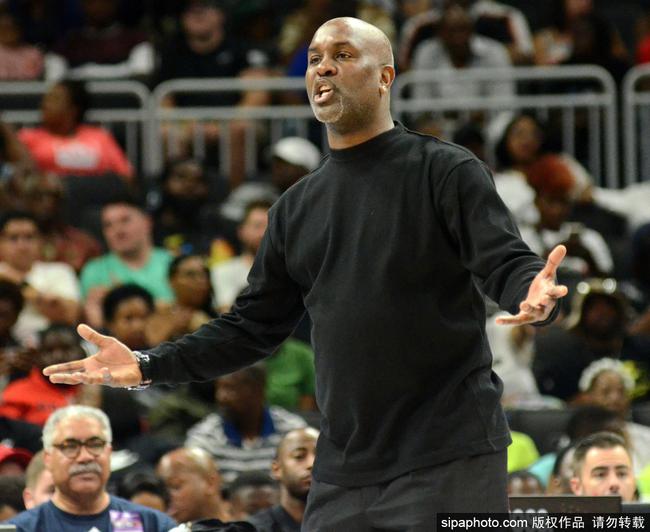 端几乎都围 端几乎都围