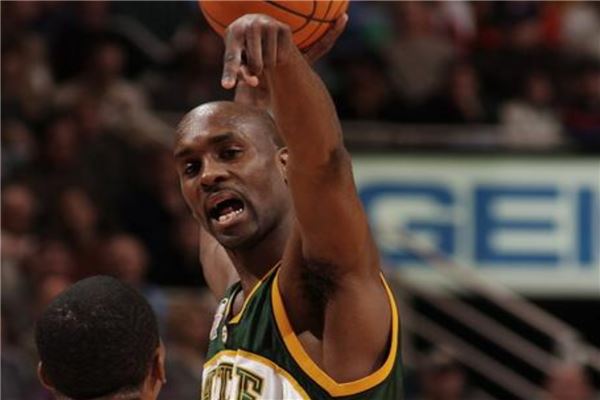 配球员出场 配球员出场