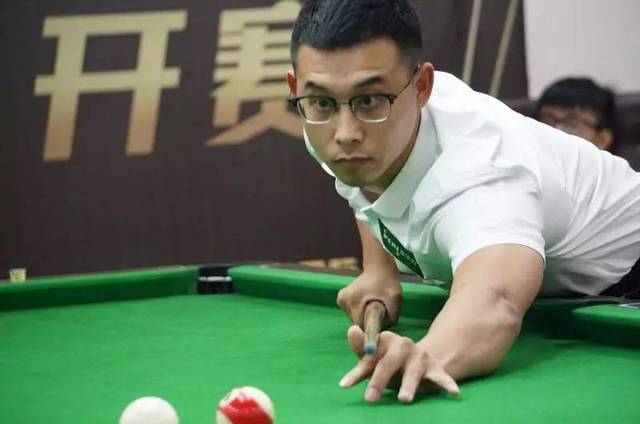 教练组正在 教练组正在