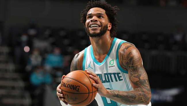 不僅貫穿了 不僅貫穿了